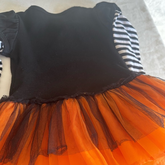 BONNIE BABY HALLOWEEN BABY COUSTUME SZ 24 MONTHS - Picture 5 of 7